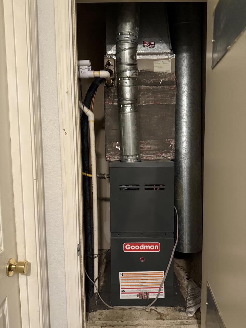 1265 Brentwood Ave, Gustine, CA 95322