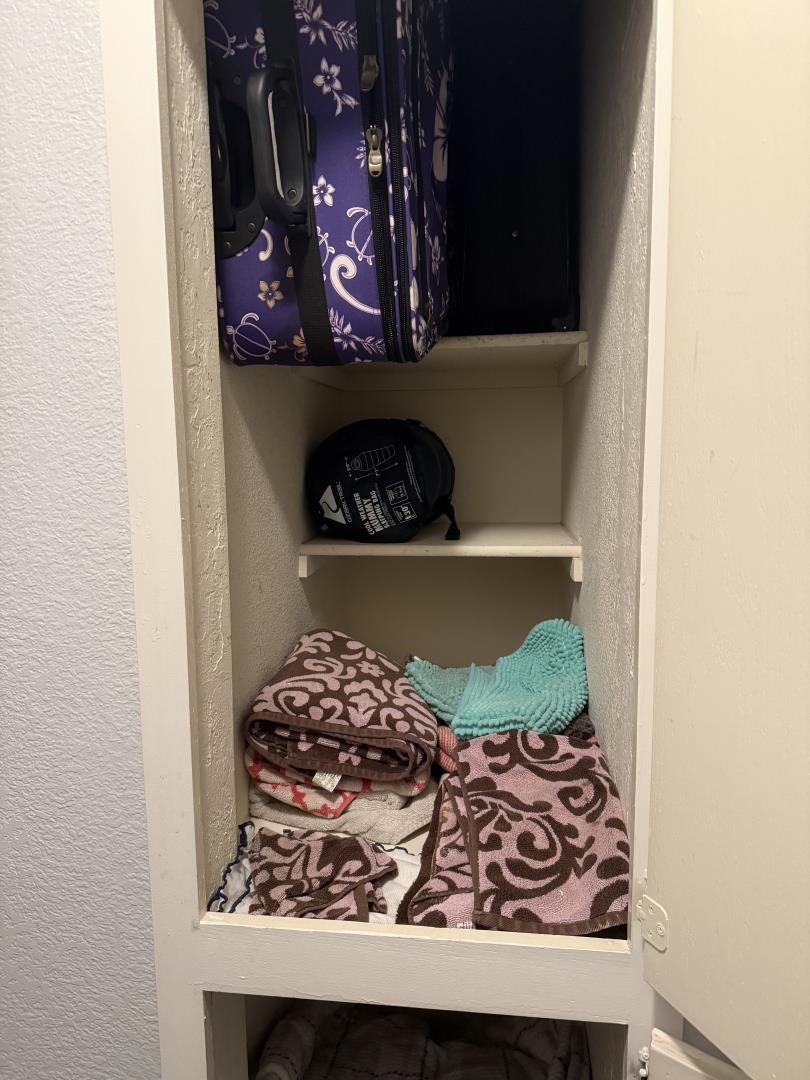 1265 Brentwood Ave, Gustine, CA 95322