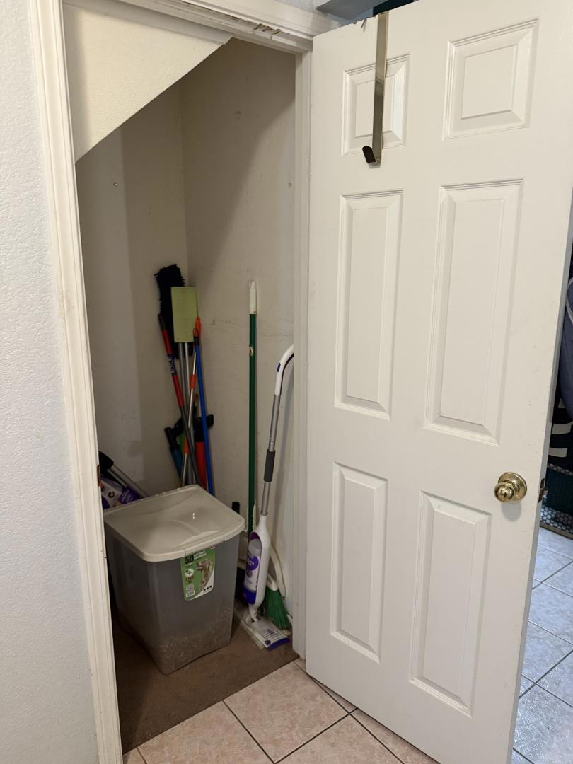 1265 Brentwood Ave, Gustine, CA 95322