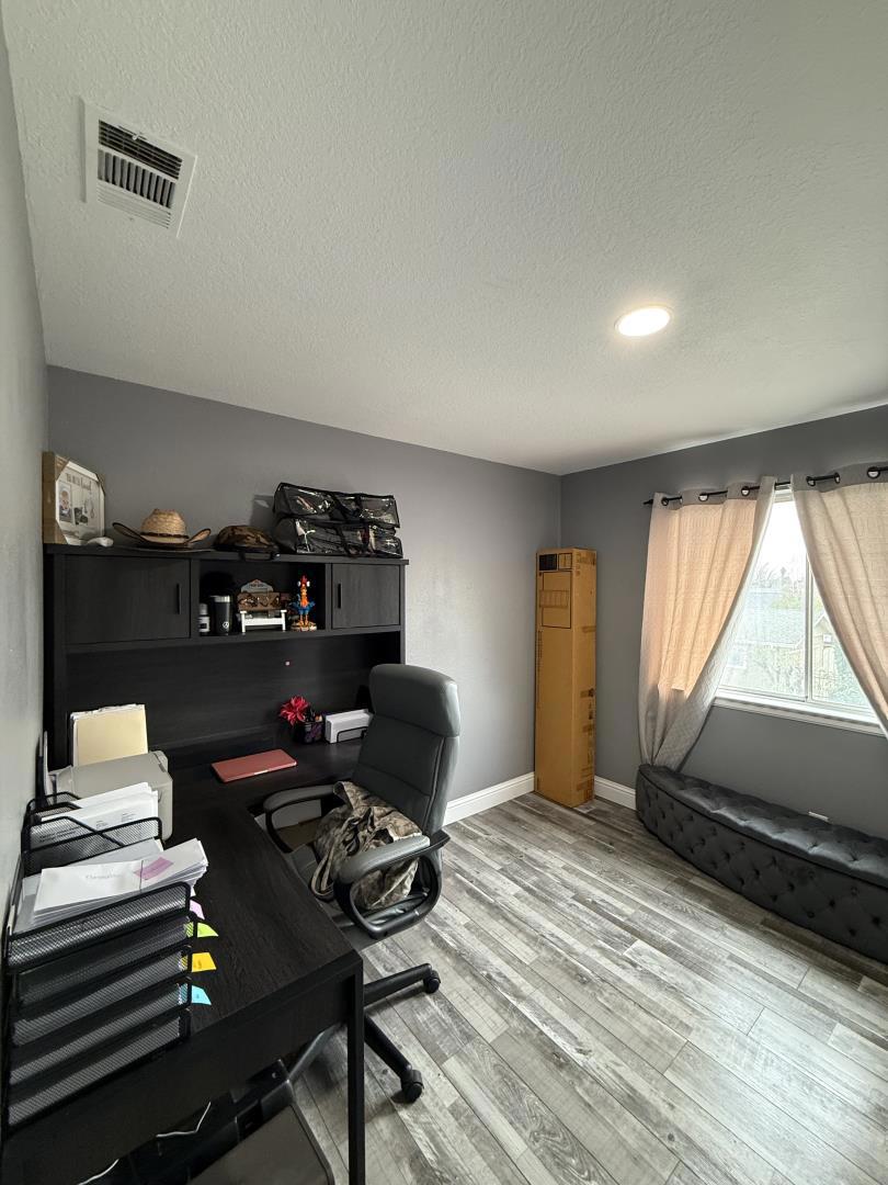 1336 NORTHGATE Dr, Manteca, CA 95336