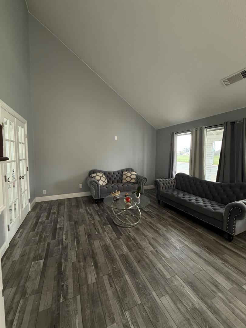 1336 NORTHGATE Dr, Manteca, CA 95336