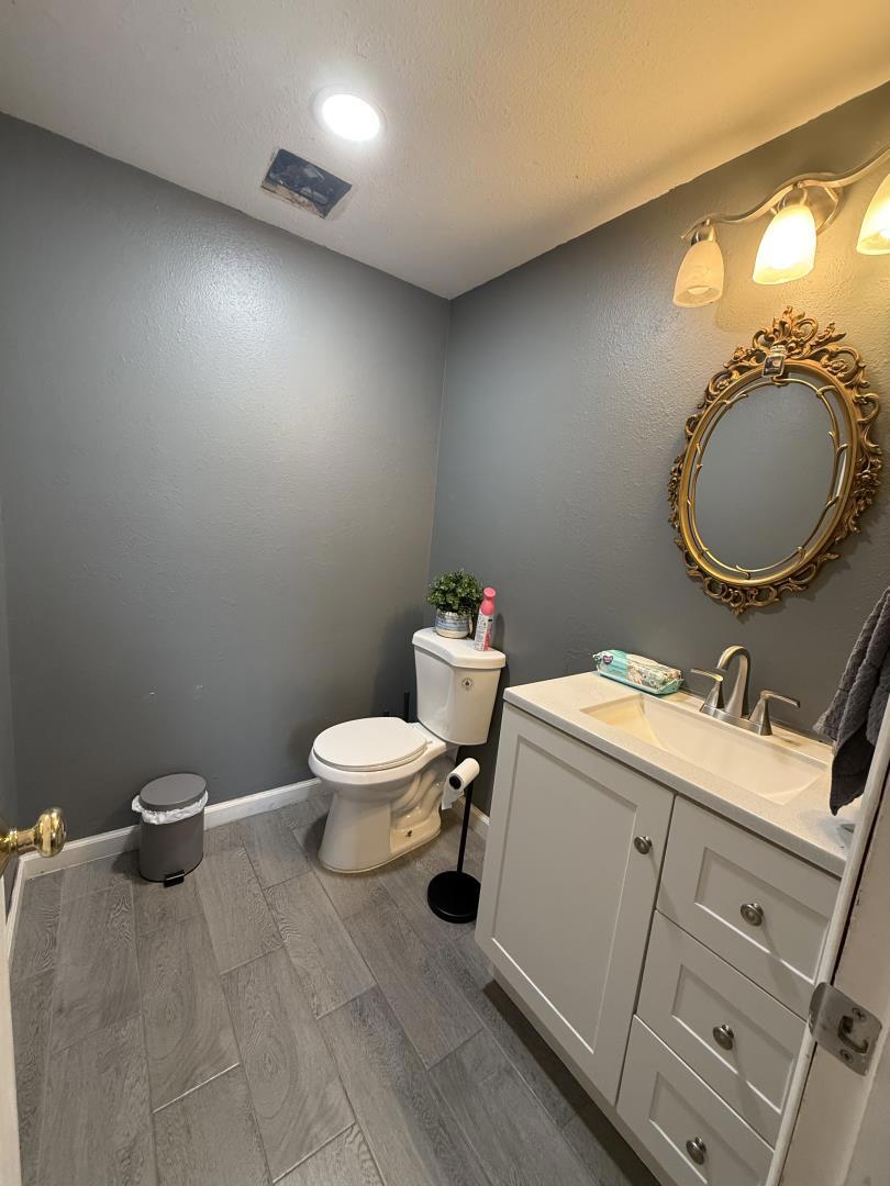 1336 NORTHGATE Dr, Manteca, CA 95336