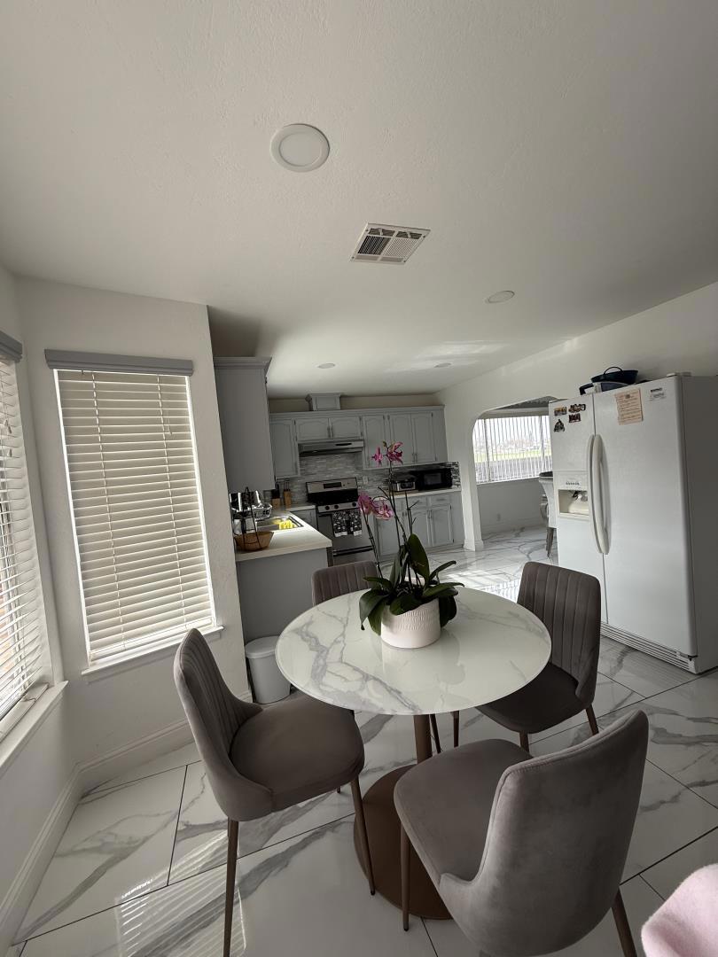 1336 NORTHGATE Dr, Manteca, CA 95336