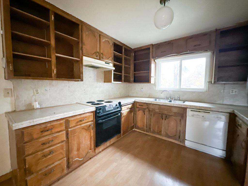 1465 W Tuolumne Rd, Turlock, CA 95382