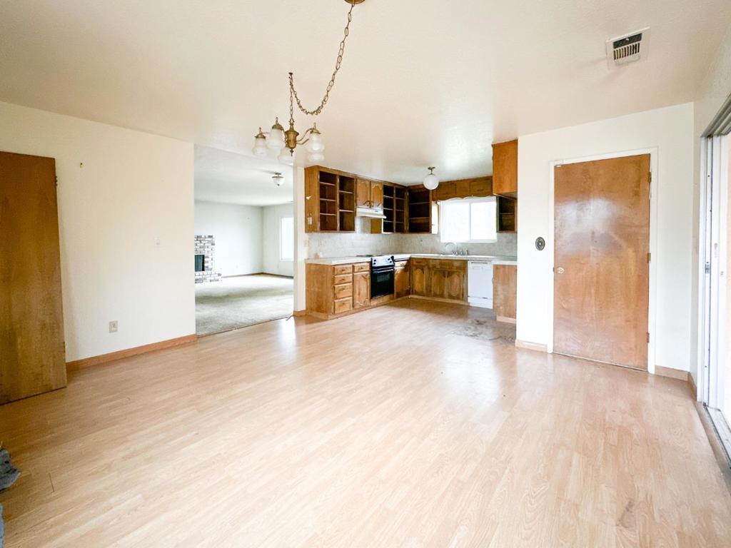 1465 W Tuolumne Rd, Turlock, CA 95382