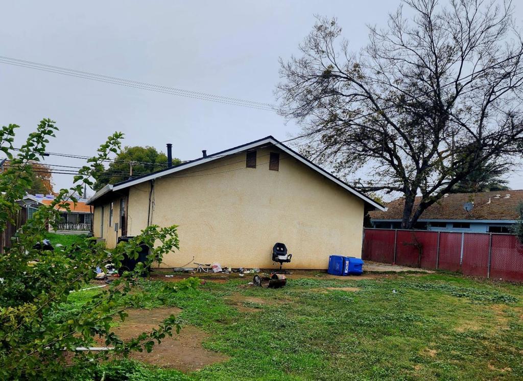 24 Church St, Modesto, CA 95357