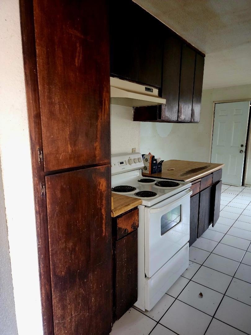 24 Church St, Modesto, CA 95357