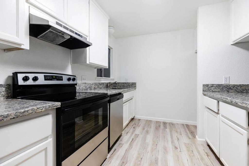 0 Willowood Dr, Oakdale, CA 95361