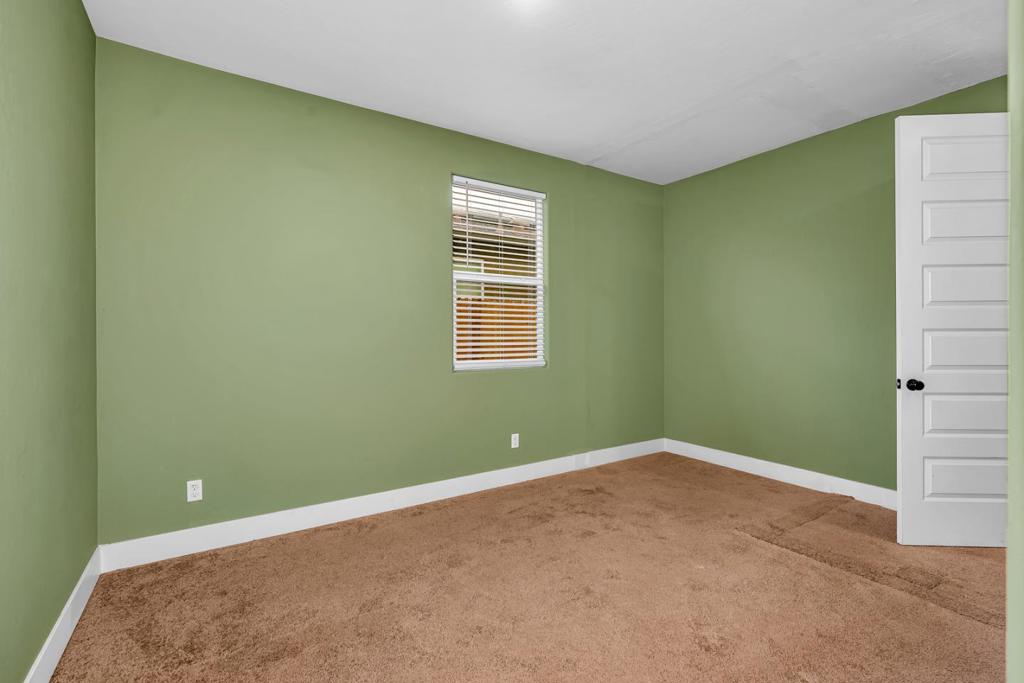 396 Broadstone Ct, Los Banos, CA 93635