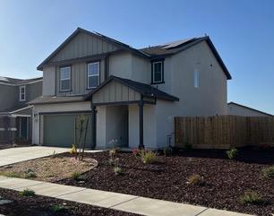 2114 Coulter Ln #393P, Los Banos, CA 93635