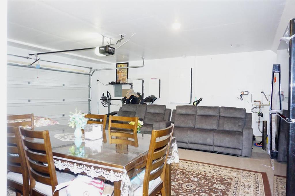 405 Greene Way, Los Banos, CA 93635