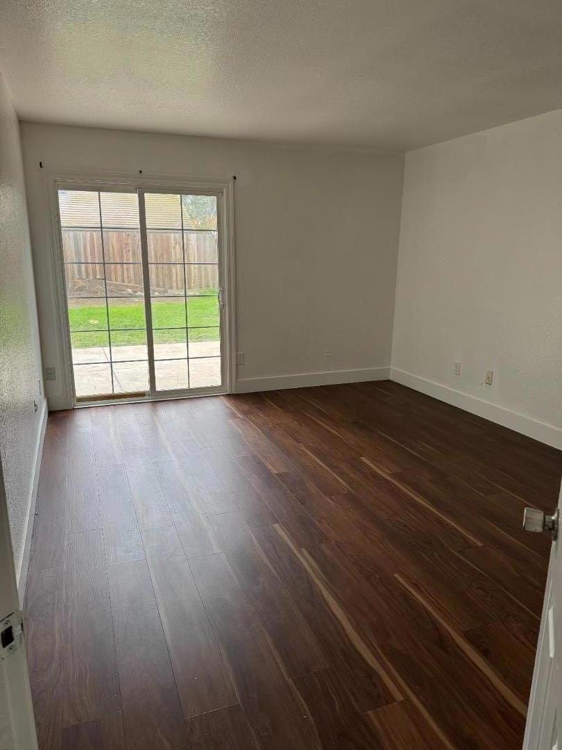 1429 Pintail Cir, Los Banos, CA 93635