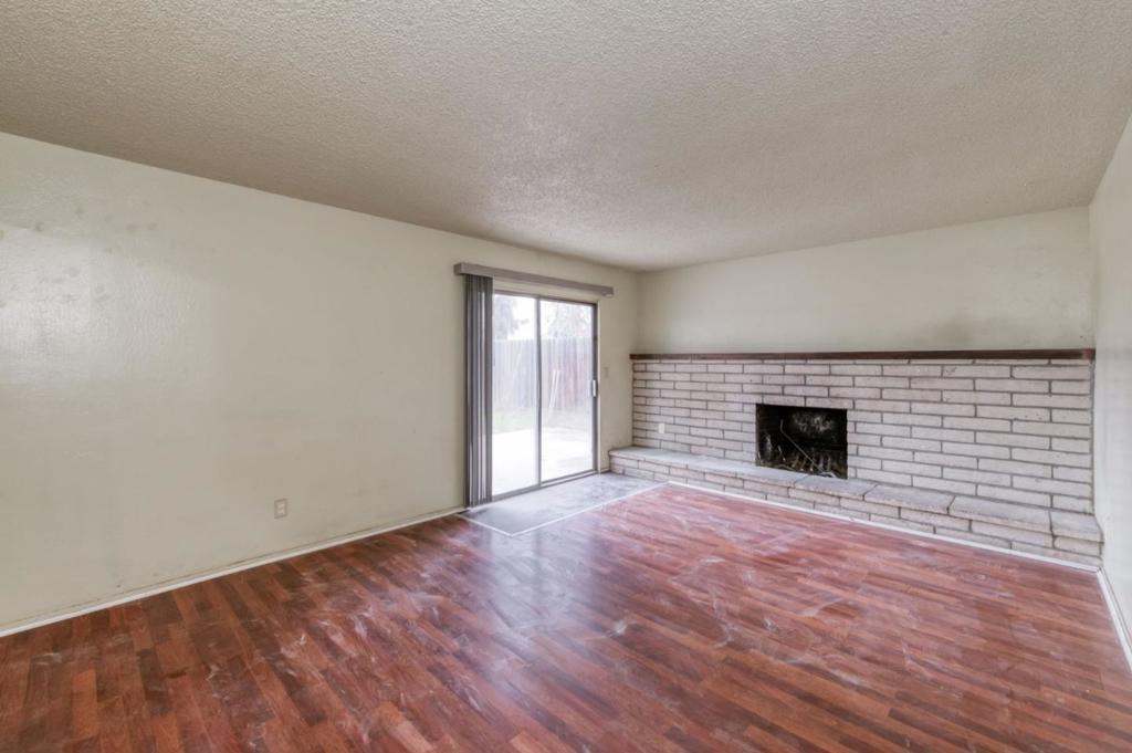 3068 W Fairmont Ave, Fresno, CA 93722