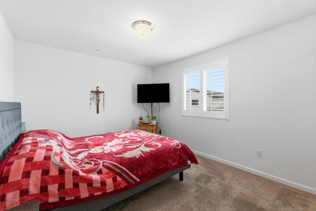 6349 W Acacia Ave, Fresno, CA 93723