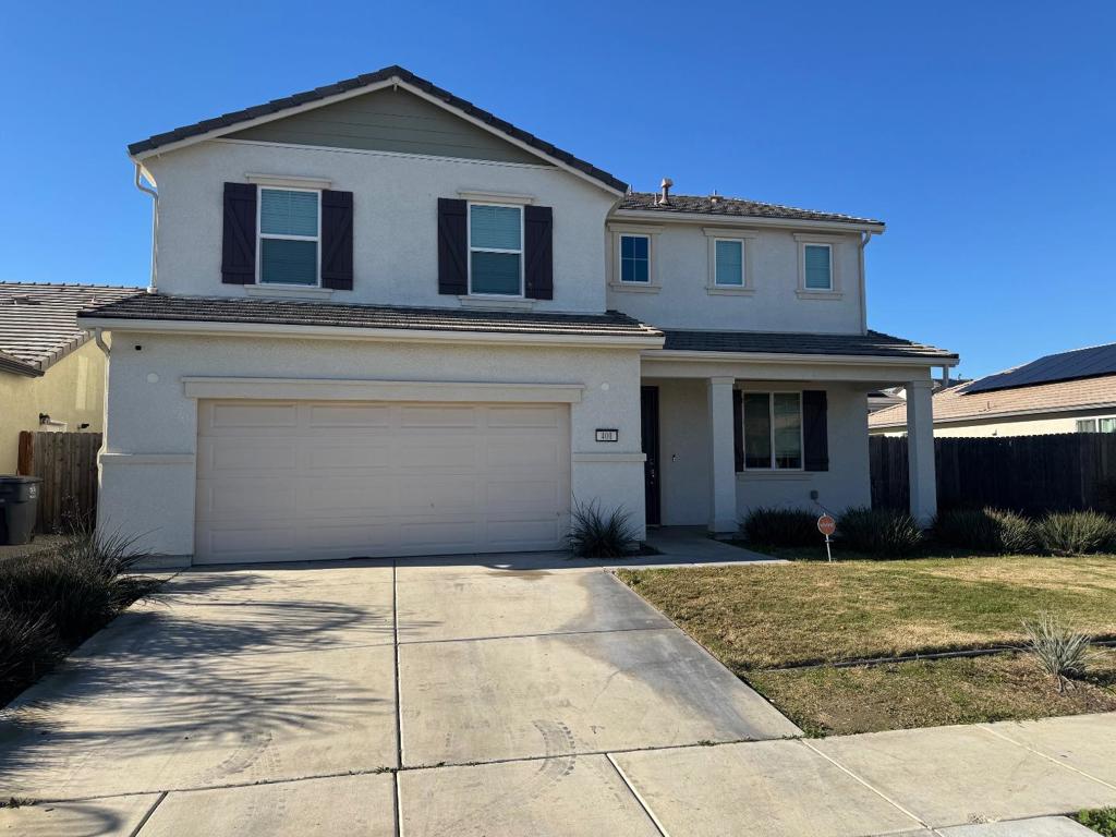 401 Manuel Ct, Los Banos, CA 93635