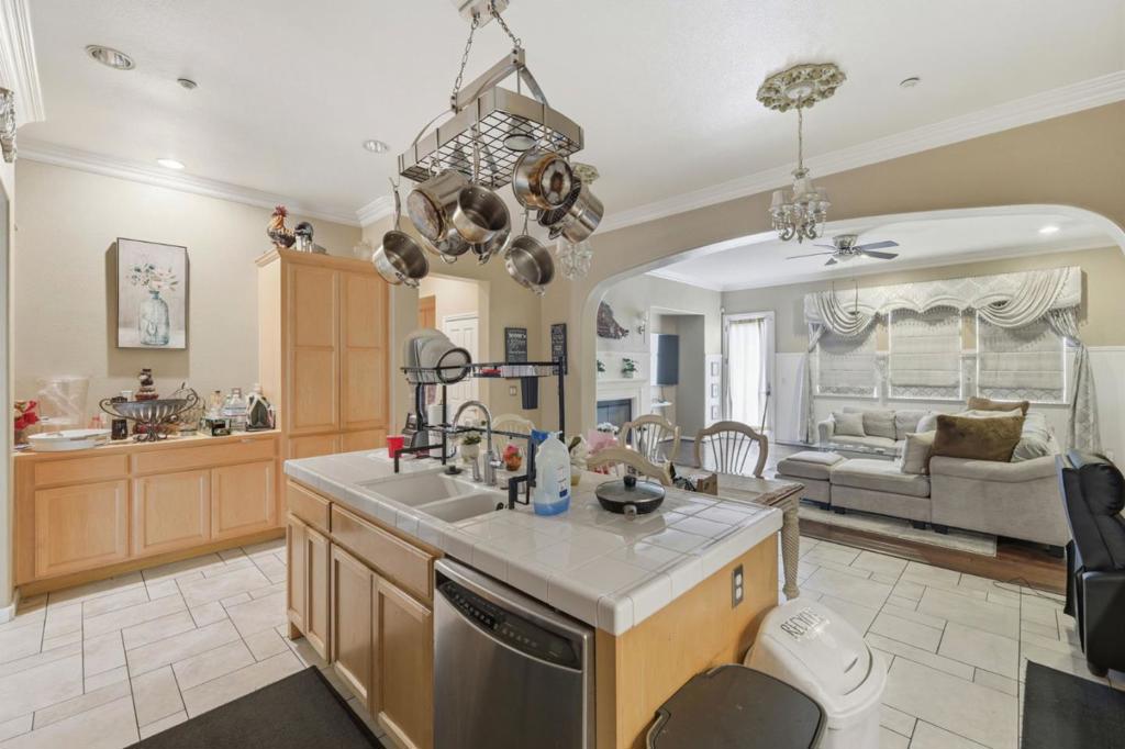 2397 Boulder St, Brentwood (CC), CA 94513