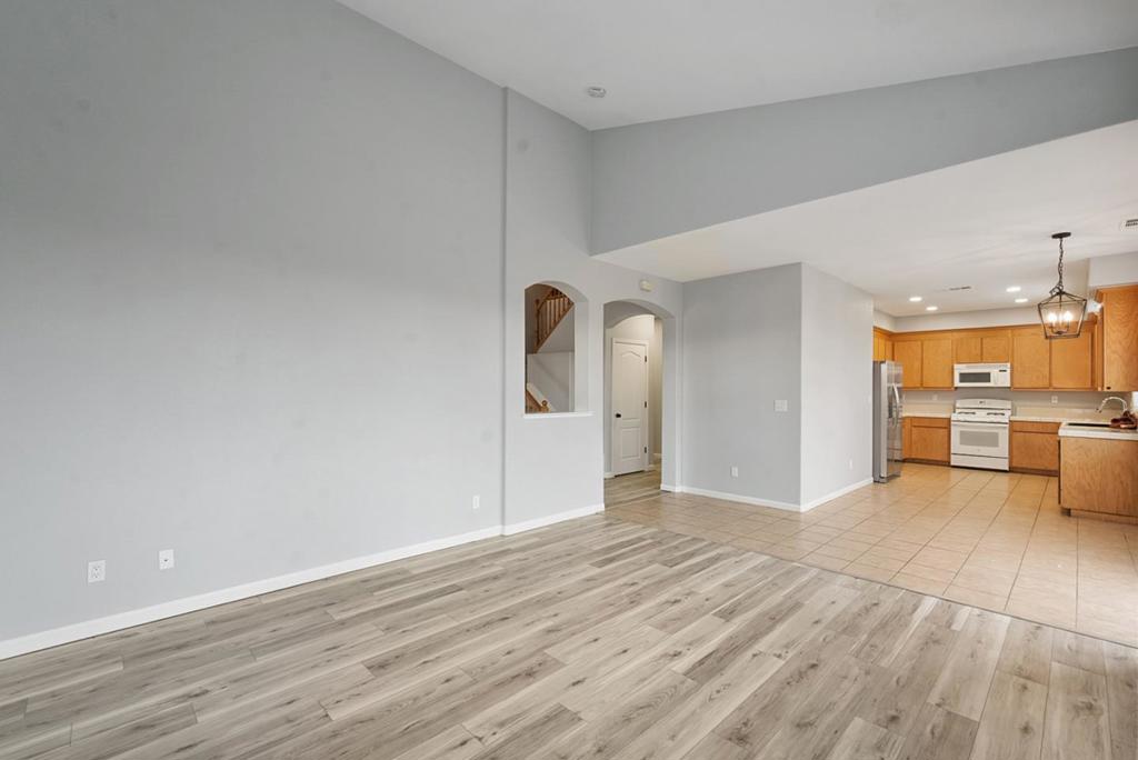 1342 Canyon Creek Dr, Newman, CA 95360