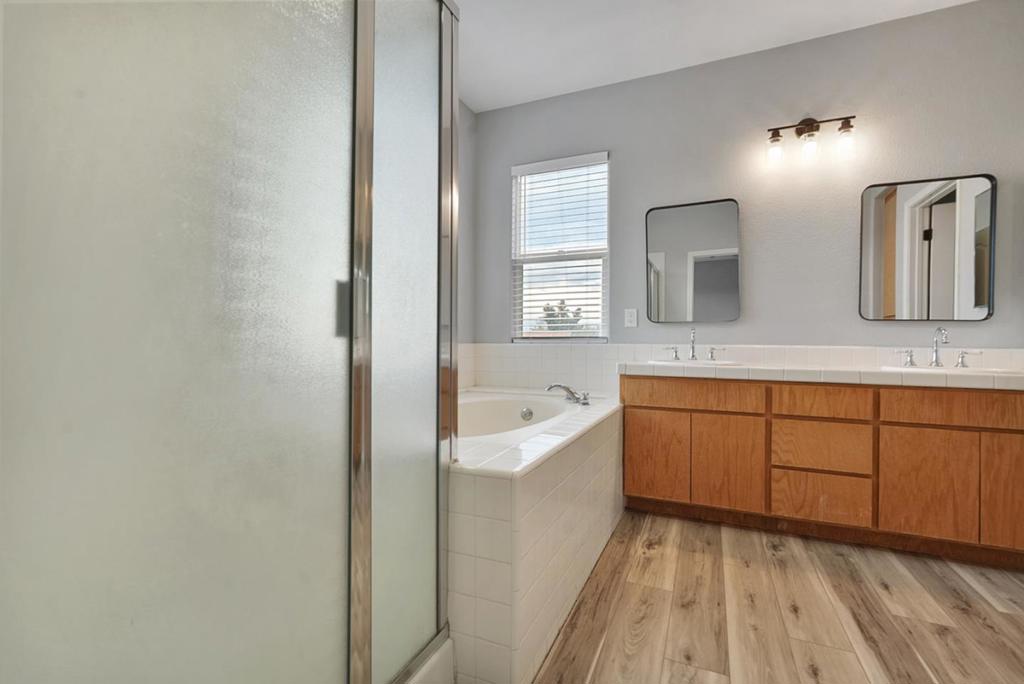 1342 Canyon Creek Dr, Newman, CA 95360