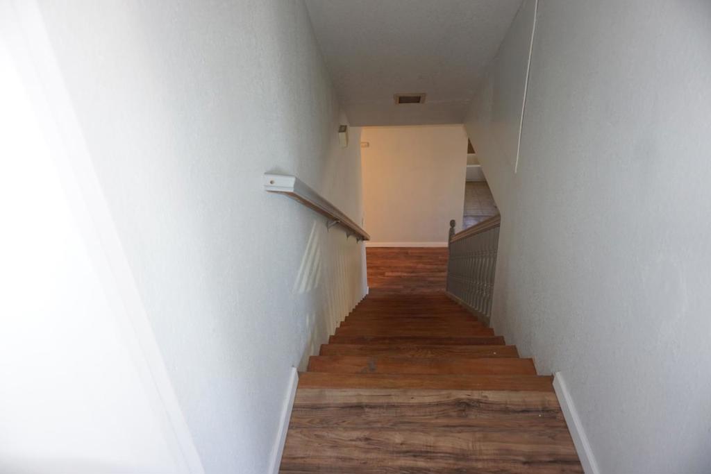 1016 Lombardy Dr, Modesto, CA 95351