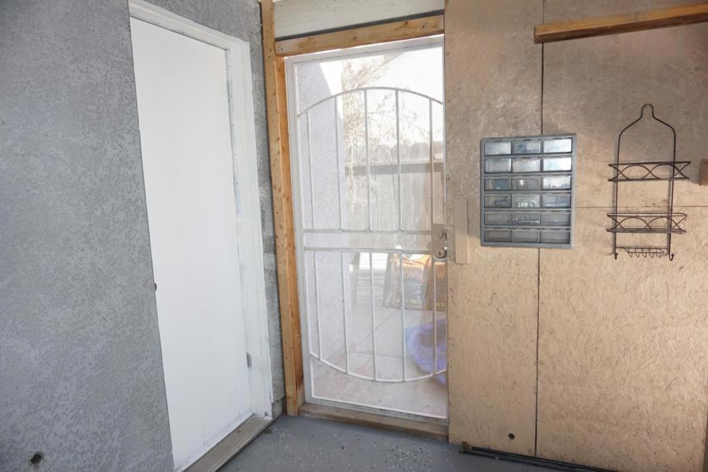 1016 Lombardy Dr, Modesto, CA 95351