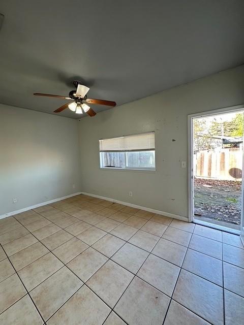 102 Oak St, Modesto, CA 95351