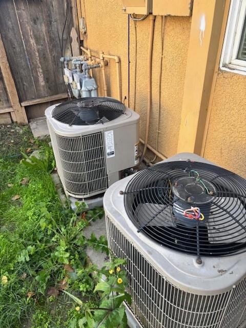 102 Oak St, Modesto, CA 95351