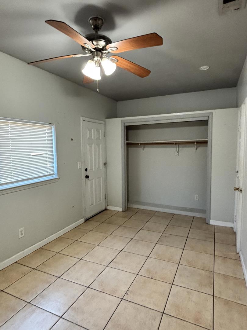 102 Oak St, Modesto, CA 95351