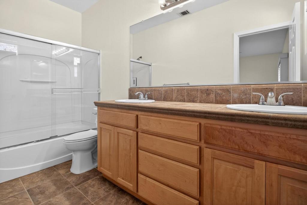 1849 San Ramos Way, Modesto, CA 95358