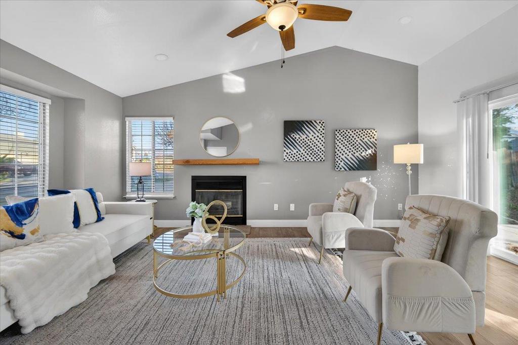 4639 W Saginaw Way, Fresno, CA 93722