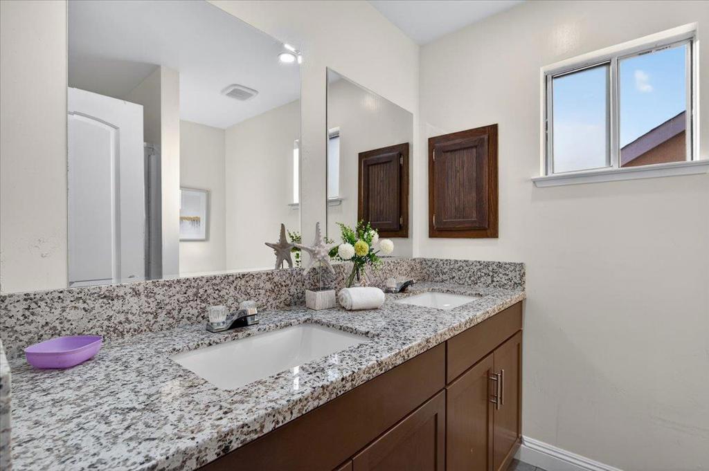 4639 W Saginaw Way, Fresno, CA 93722