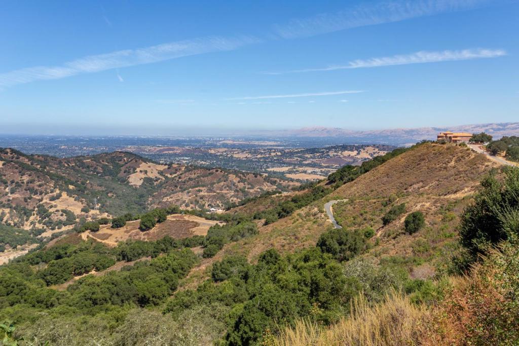 49551 Bay Leaf Ln, Oakhurst, CA 93644