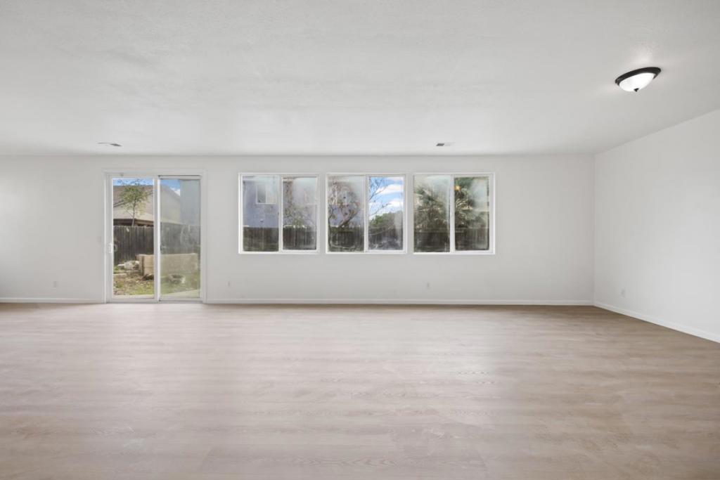 662 Cedar Mountain Dr, Newman, CA 95360