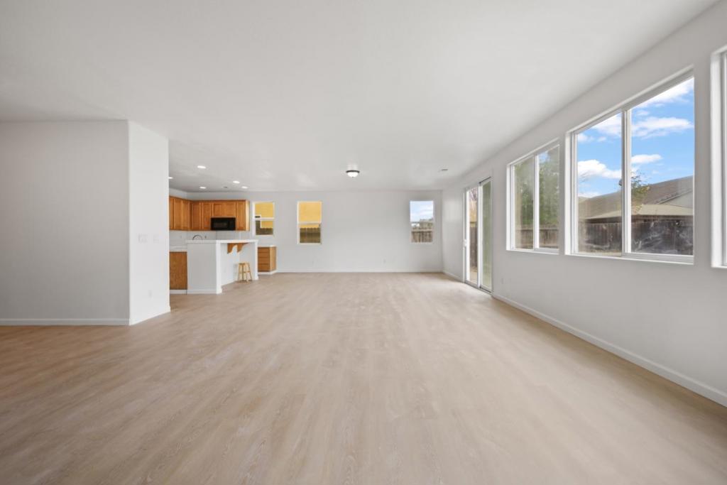 662 Cedar Mountain Dr, Newman, CA 95360