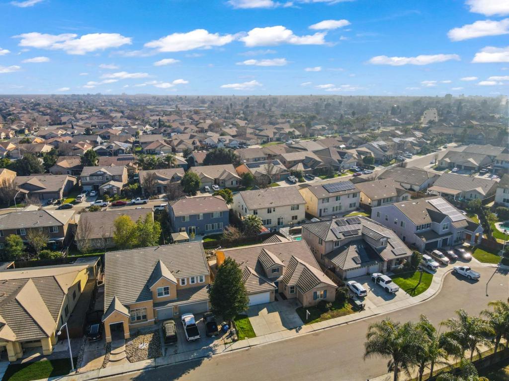 662 Cedar Mountain Dr, Newman, CA 95360