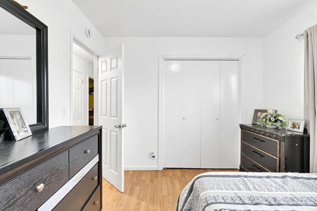 1007 Woodward, Fresno, CA 93706