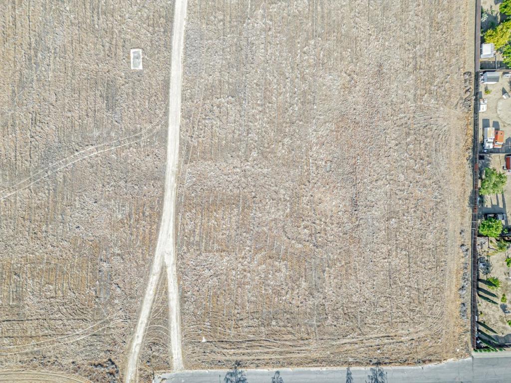 101 Amador St, Avenal, CA 93204