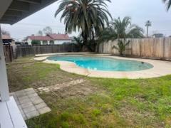 2189 N Burl Dr, Hanford, CA 93230