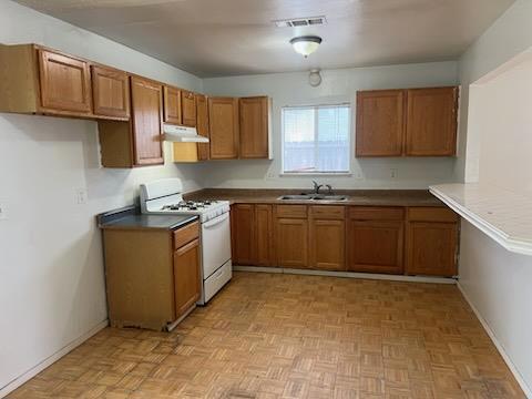 2189 N Burl Dr, Hanford, CA 93230