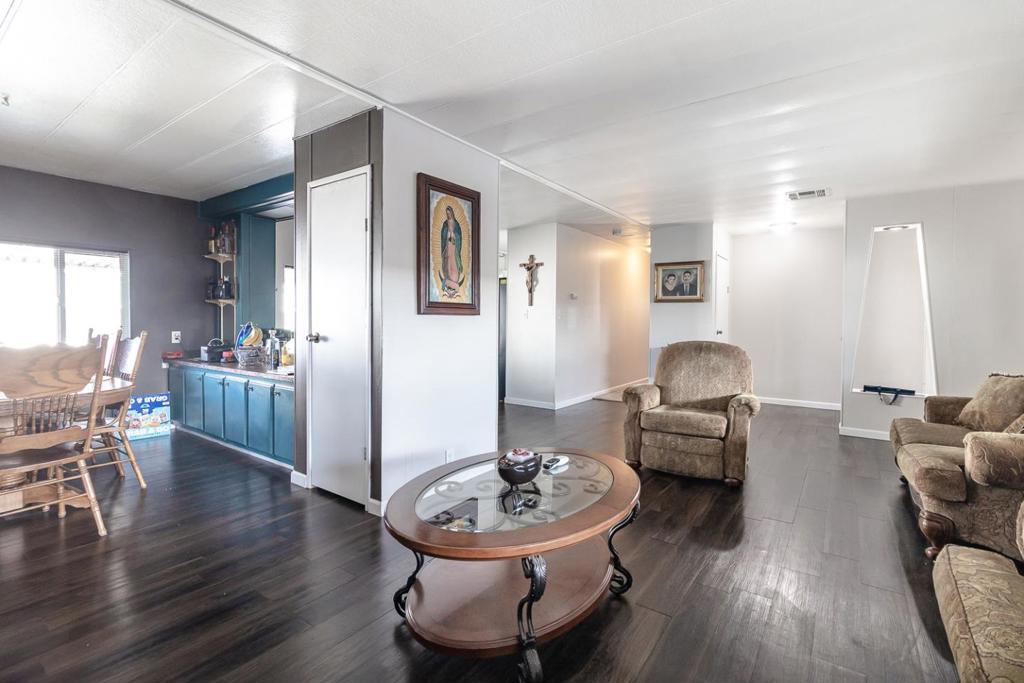 2621 Prescott Rd, Modesto, CA 95350