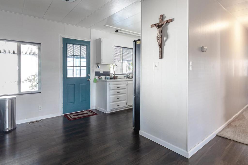 2621 Prescott Rd, Modesto, CA 95350