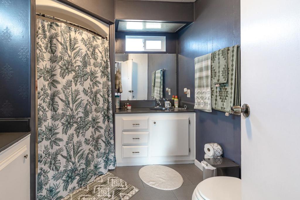 2621 Prescott Rd, Modesto, CA 95350