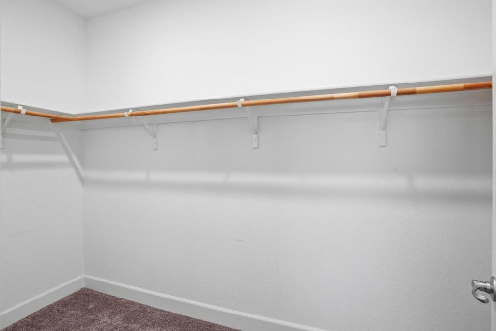 618 Machado St, Los Banos, CA 93635