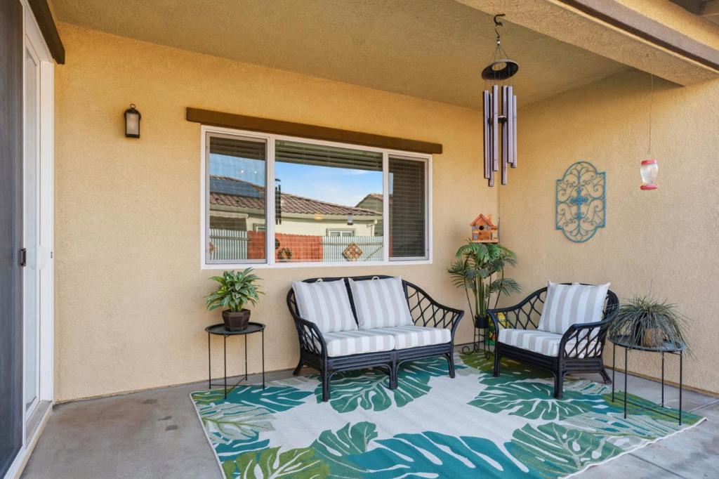 618 Machado St, Los Banos, CA 93635