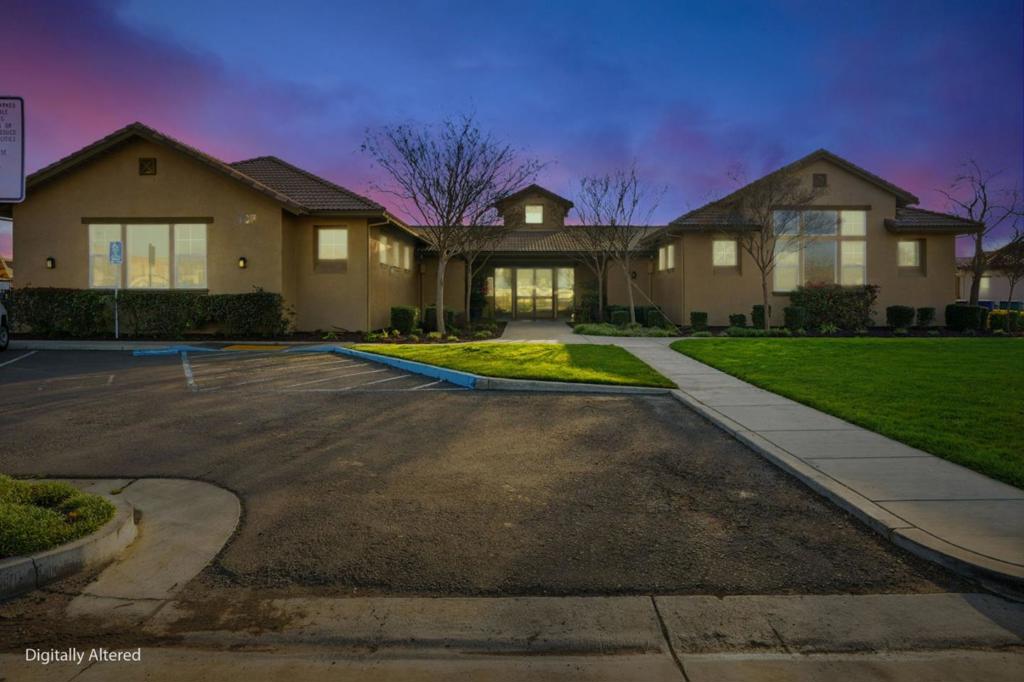 618 Machado St, Los Banos, CA 93635