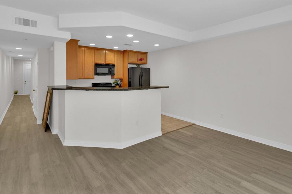 842 Tarragon Ln #1203, San Luis Obispo, CA 93401