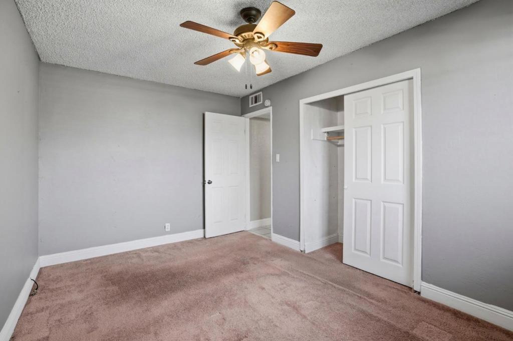 154 N Santa Rosa St, Los Banos, CA 93635