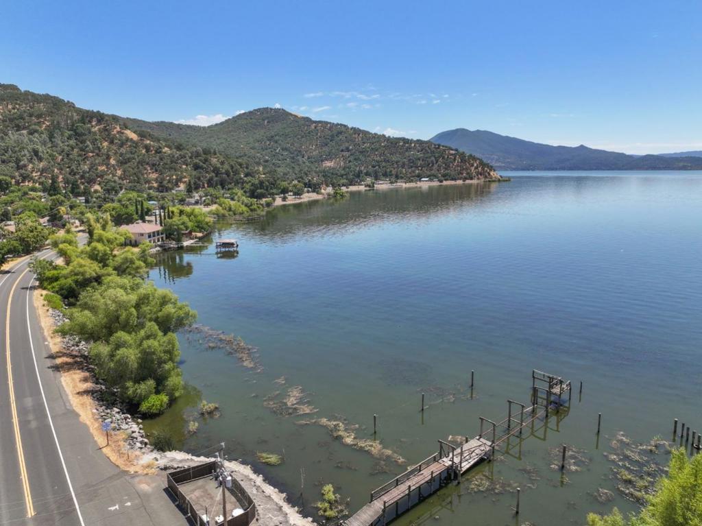 6726 Lakeshore Blvd, Lucerne, CA 95458
