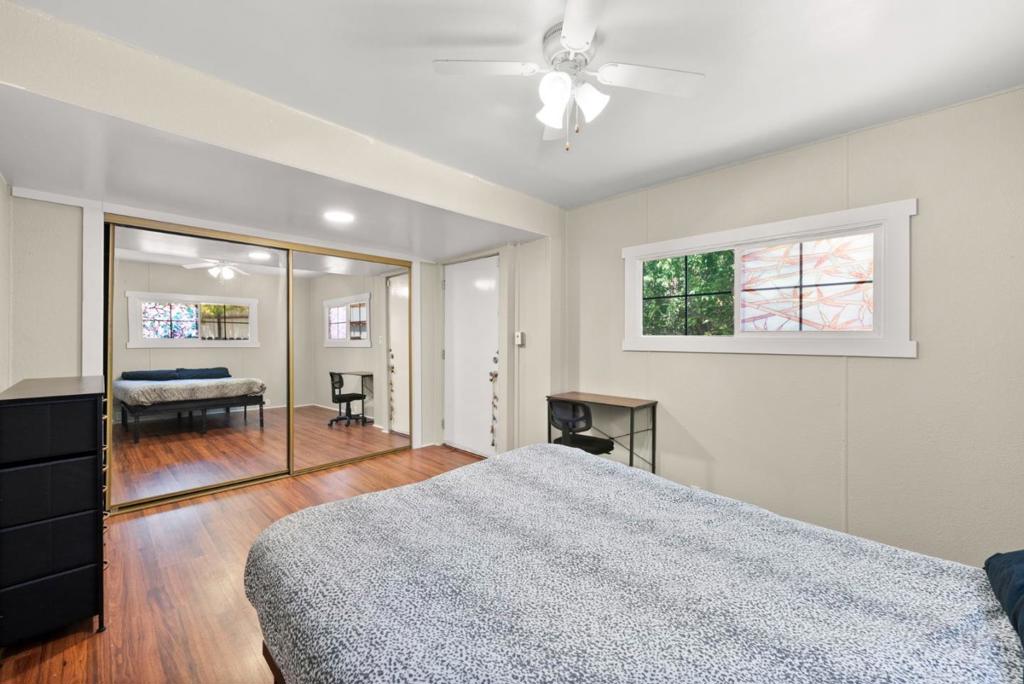6726 Lakeshore Blvd, Lucerne, CA 95458