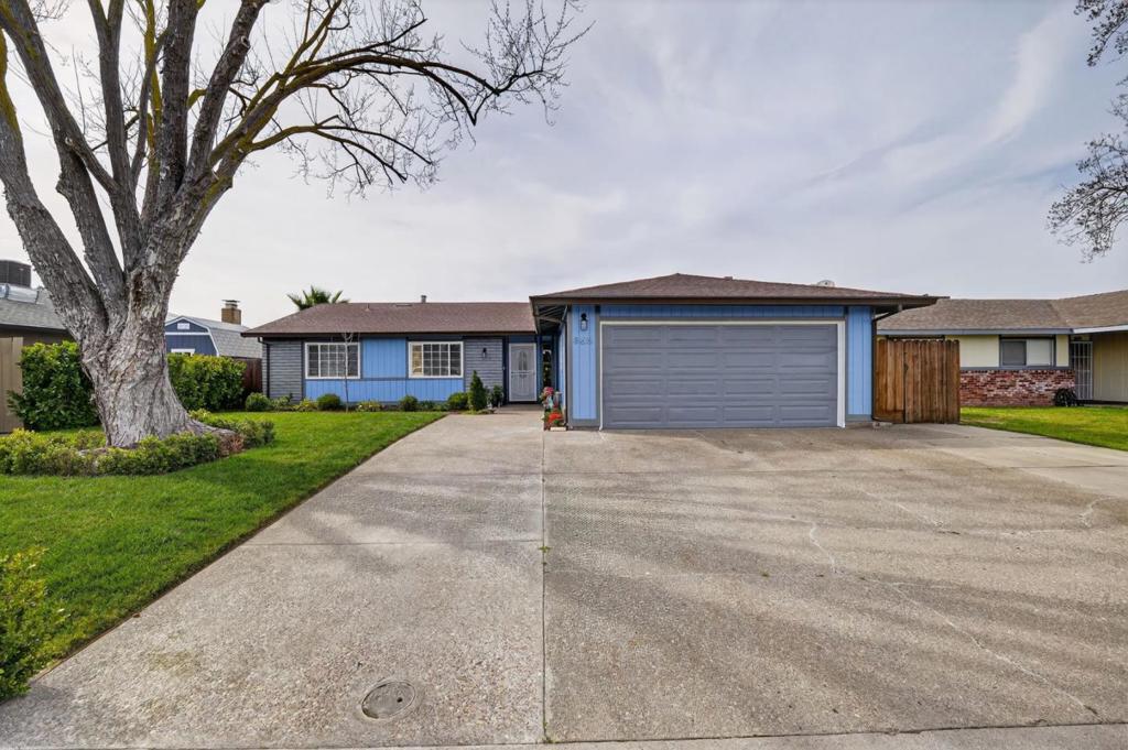 865 Locust Ave, Manteca, CA 95337
