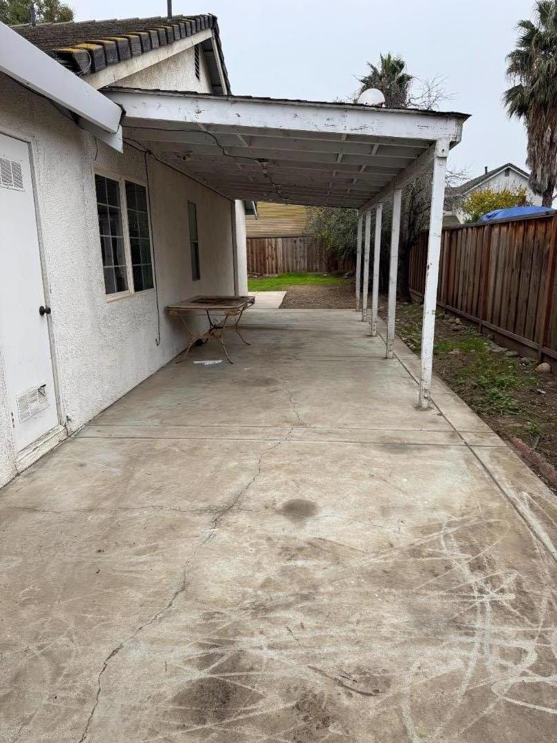 1429 Pintail Cir, Los Banos, CA 93635